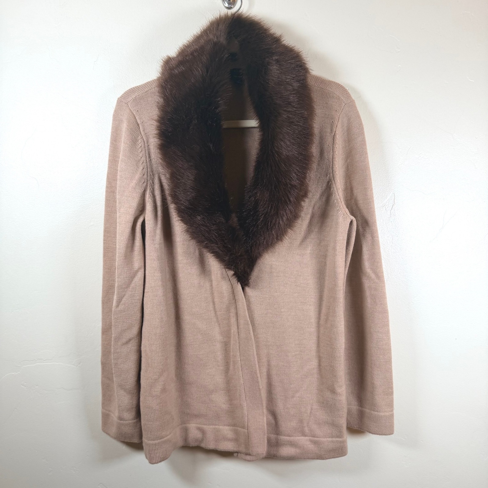 Talbots Merino Wool Faux Fur Collar Cardigan Women M Brown Tan Cozy Chic Read